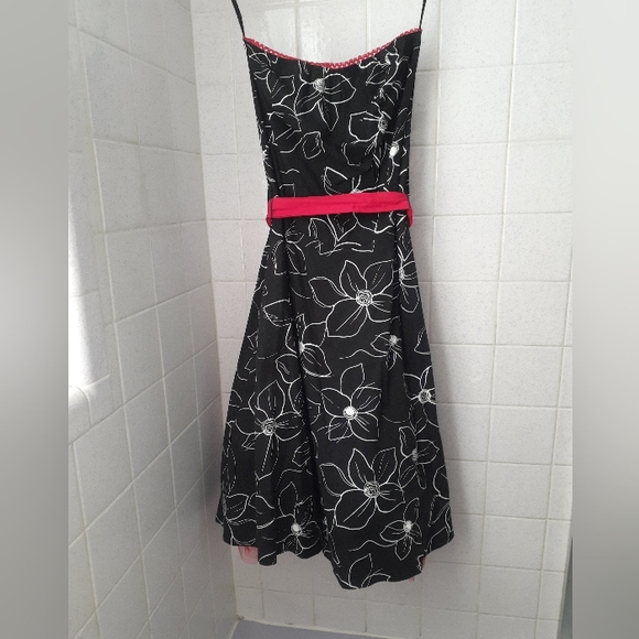 Ruby Rox Retro Dress - Picture 4 of 7